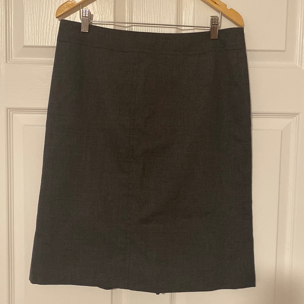 Authentic Akris Punto gray skirt